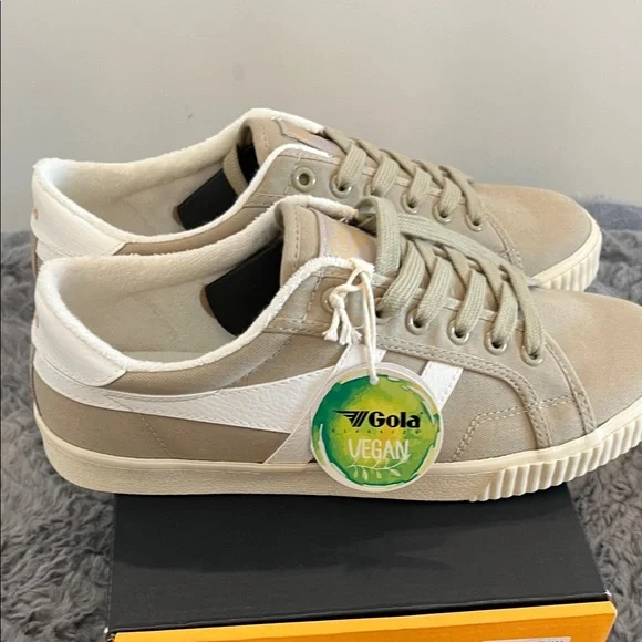 Gola Beige Canvas Sneakers with White Stripes - Picture 3 of 10